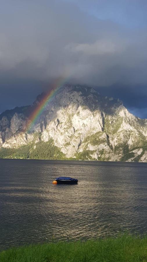 Ferienhaeuschen Am Traunsee Mit Tretboot Zur Freien Nutzung Am Badeplatz Altmünster Exteriér fotografie